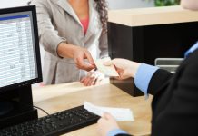 Nghiên cứu một số kỹ thuật xác định độ đo tương tự và ứng dụng